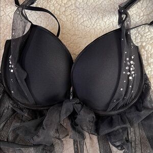 Victoria’s Secret sexy body wear